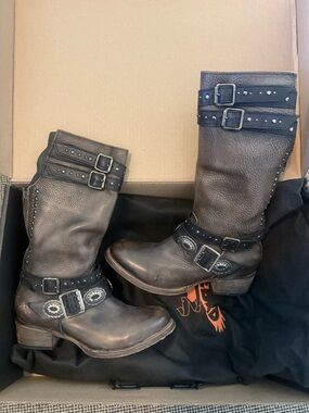 Freebird by Steven Garrison Boots